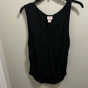 Excellent Used Condition XXL Mossimo Supply Co. Black V-Neck Top